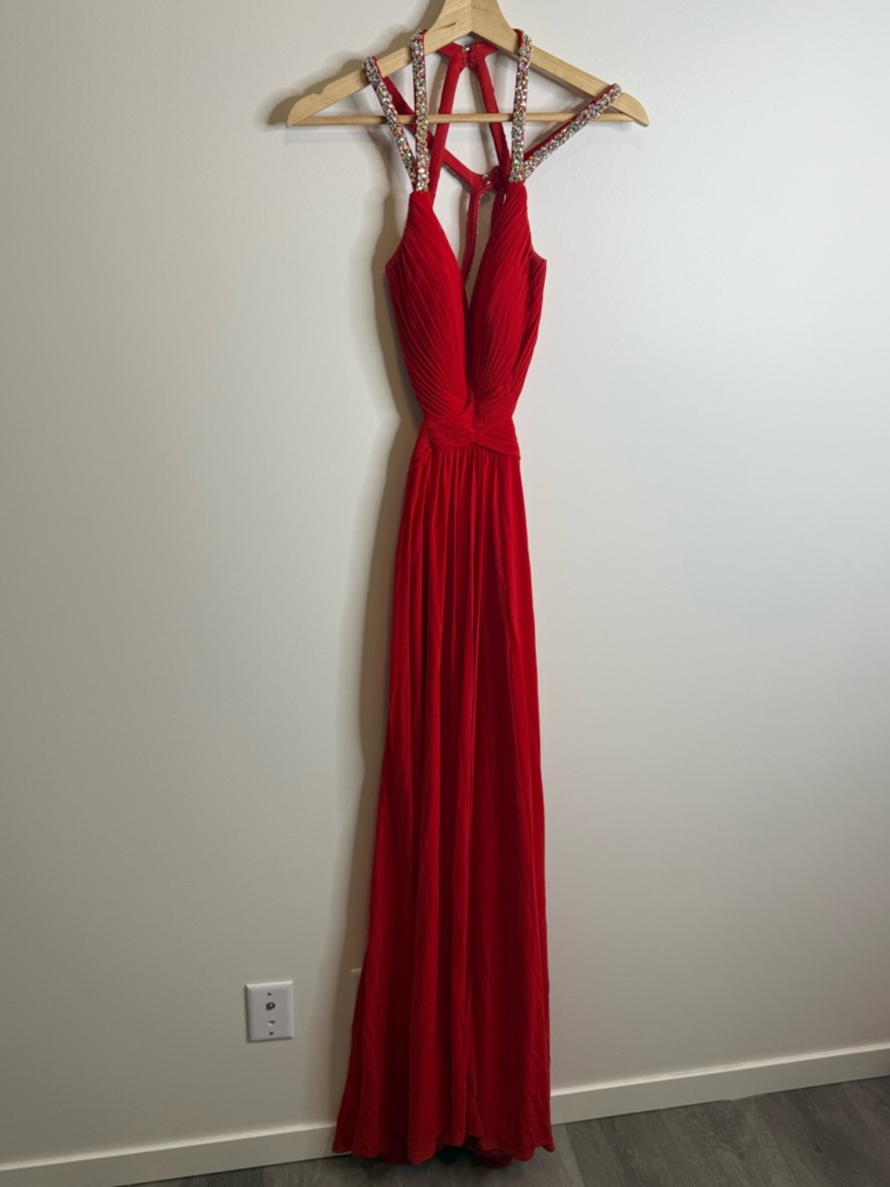 La Femme Backless Prom dress red grad sparkly size 4 gown